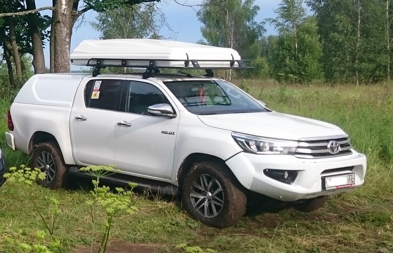 Toyota Hilux / Бампер передний / Бампер передний усилинный (КОМПОЗИТНЫЙ)