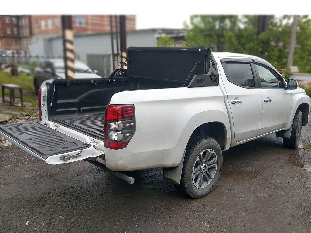 Mitsubishi / L200 2015-2024 / Защитные дуги в кузов / Дуга широкая для крышки HAL PRO