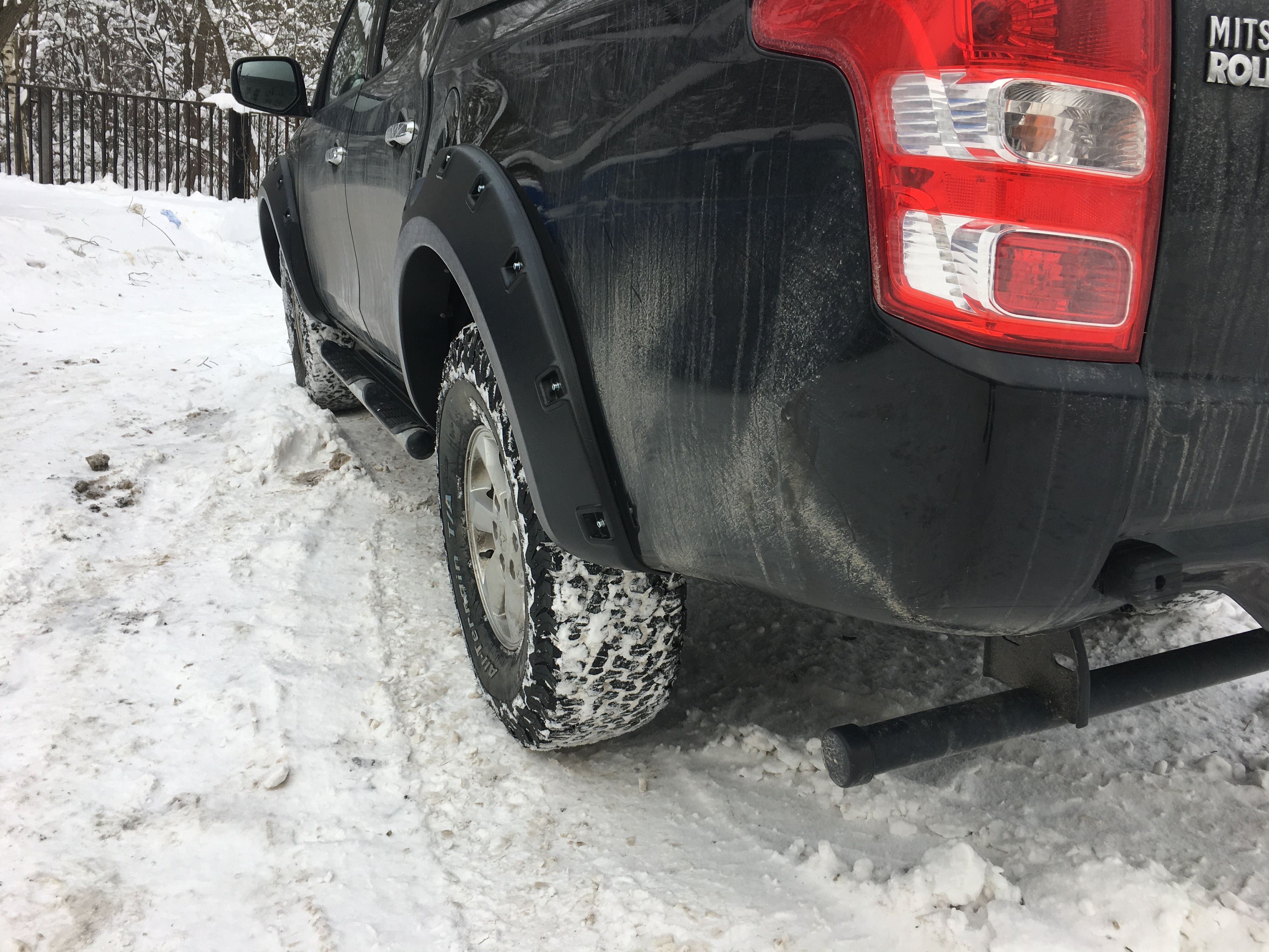 Mitsubishi / L200 2015-2024 / Расширители колесных арок / Расширители колёсных арок (вынос 60 мм)