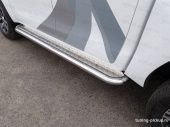 Пороги с площадкой 60,3 мм. - Toyota Hilux 2015-2024 - Пороги