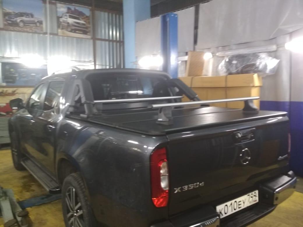 Крышка алюминиевая трехсекционная  Toyota Hilux 2015-2024