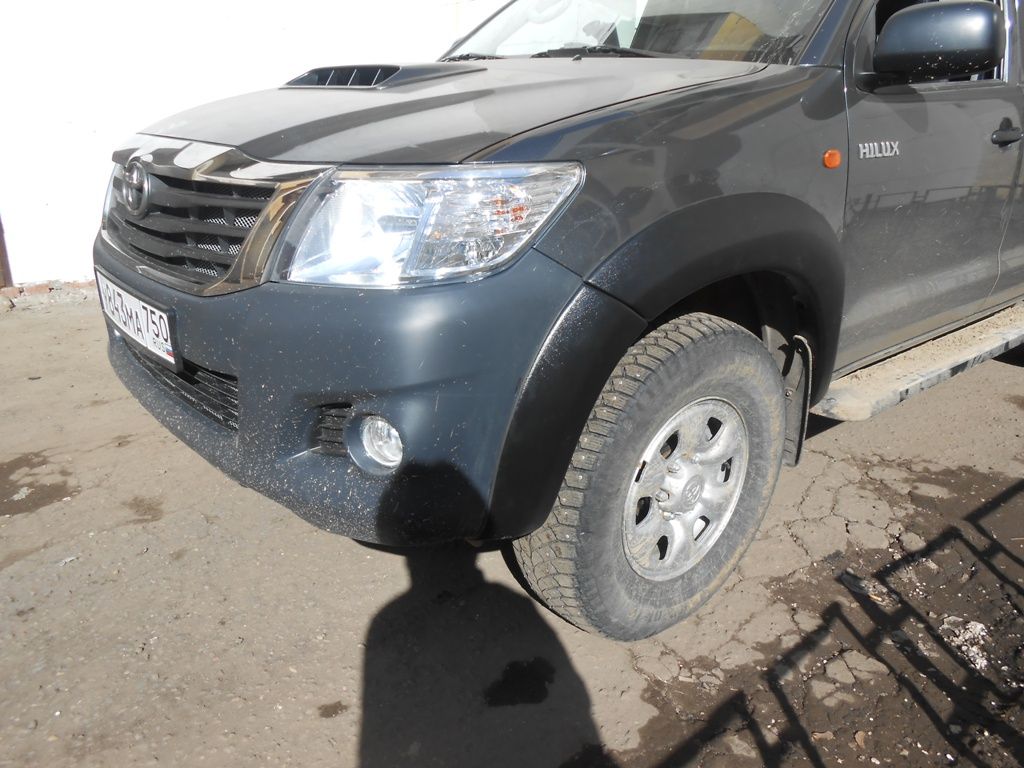 Расширители колесных арок - Toyota Hilux 2011-2015 - Расширители колесных арок - 