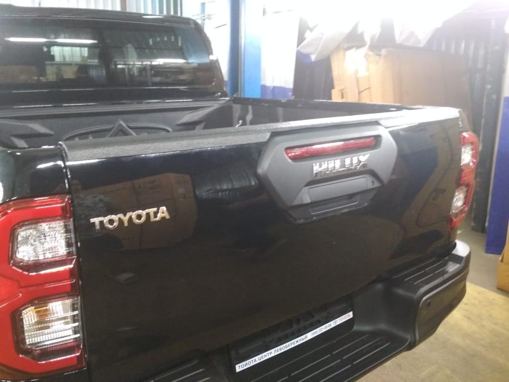 Вкладыш в кузов под борт - Toyota Hilux 2015-2023 - Вставка (вкладыш) в кузов - 