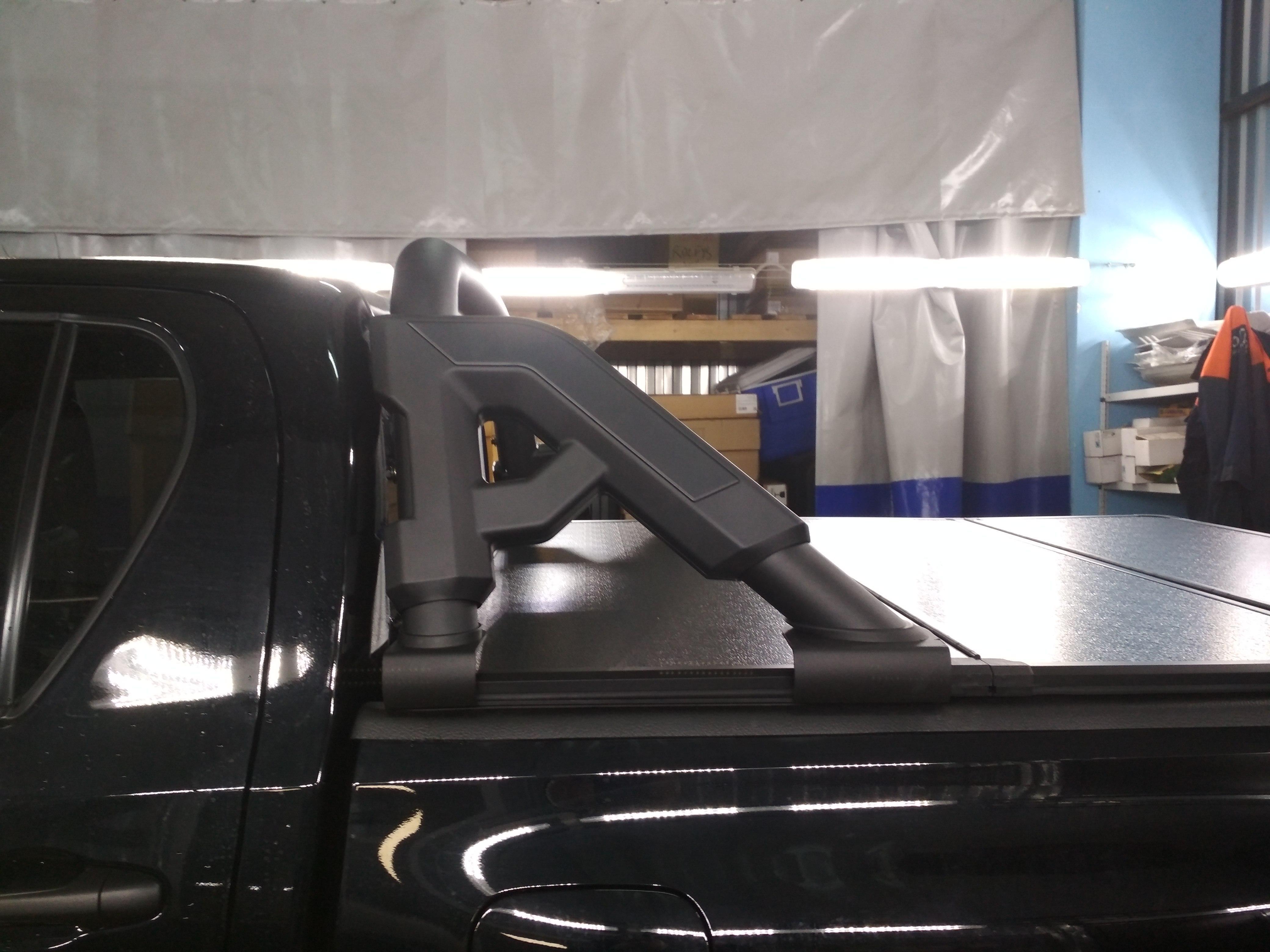 Toyota Hilux / Крышки кузова / Крышка алюминиевая трехсекционная Китай