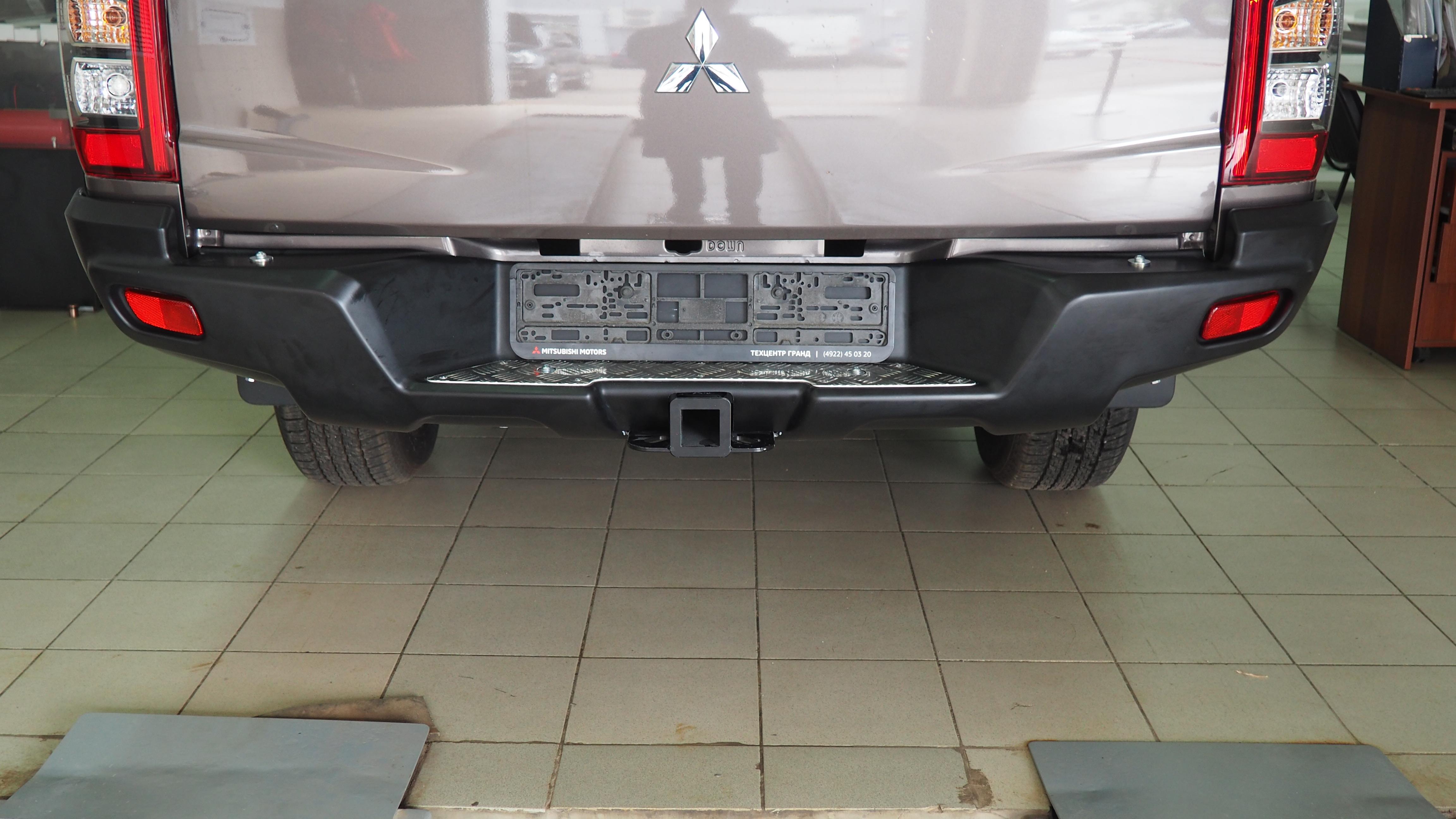 Mitsubishi / L200 2015-2024 / Бампер задний / Бампер задний усиленный (композитный) L200 после 2019