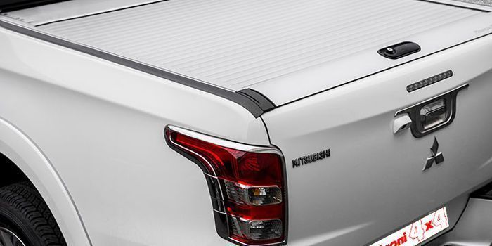 Mitsubishi / L200 2015-2024 / Крышки кузова / Крышка Top Roll (black / silver)