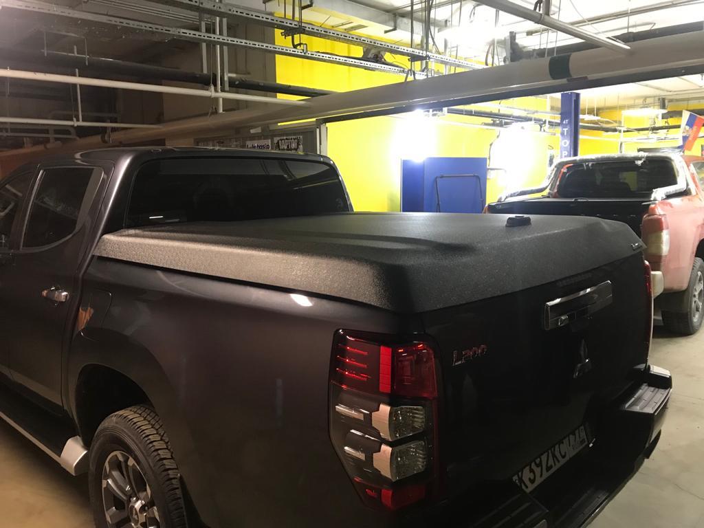 Mitsubishi / L200 2015-2024 / Крышки кузова / Крышка из АБС пластика (механическая)