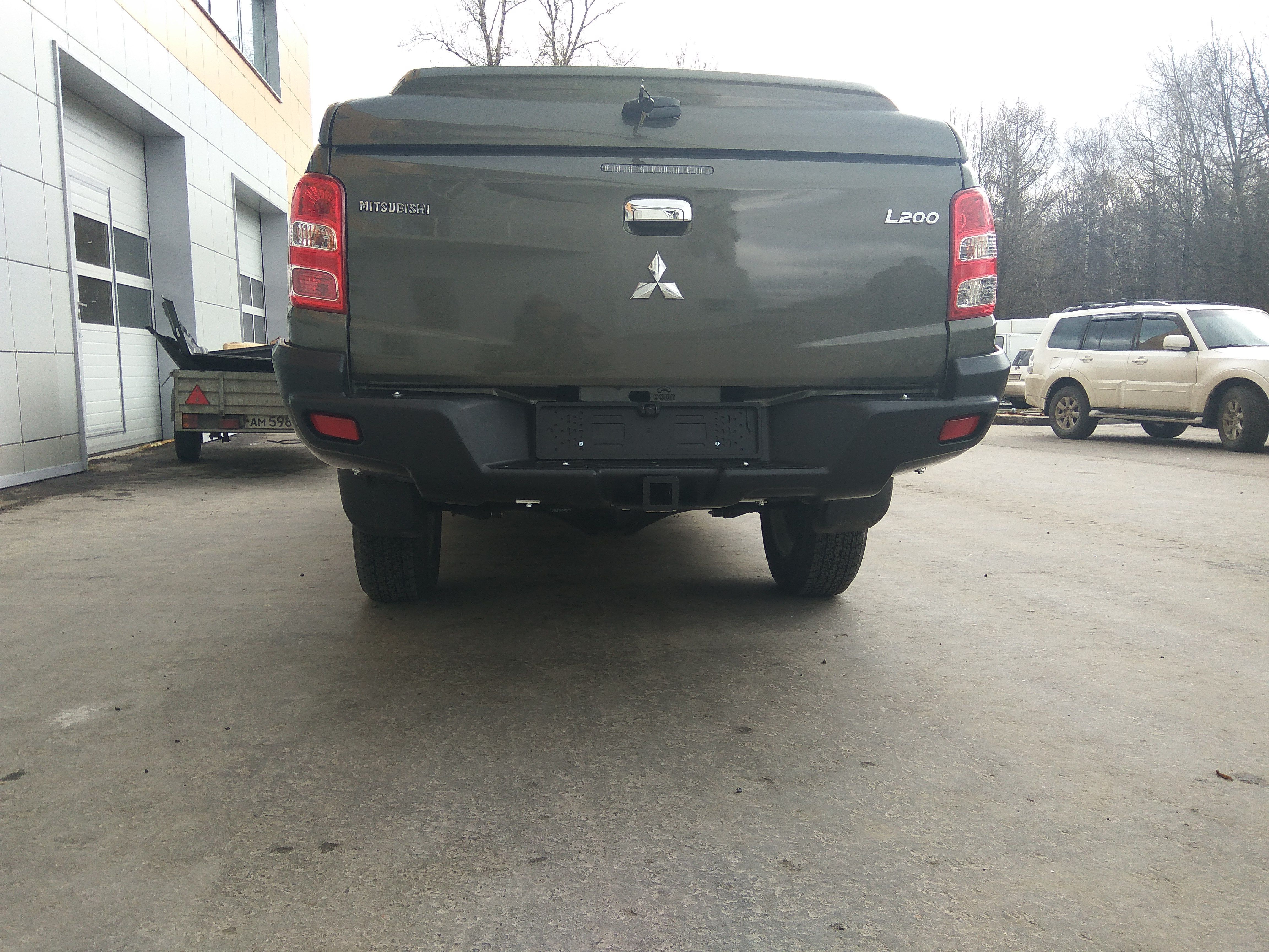 Mitsubishi / L200 2015-2024 / Бампер задний / Бампер задний усиленный (композитный) для а.м. до 2019г