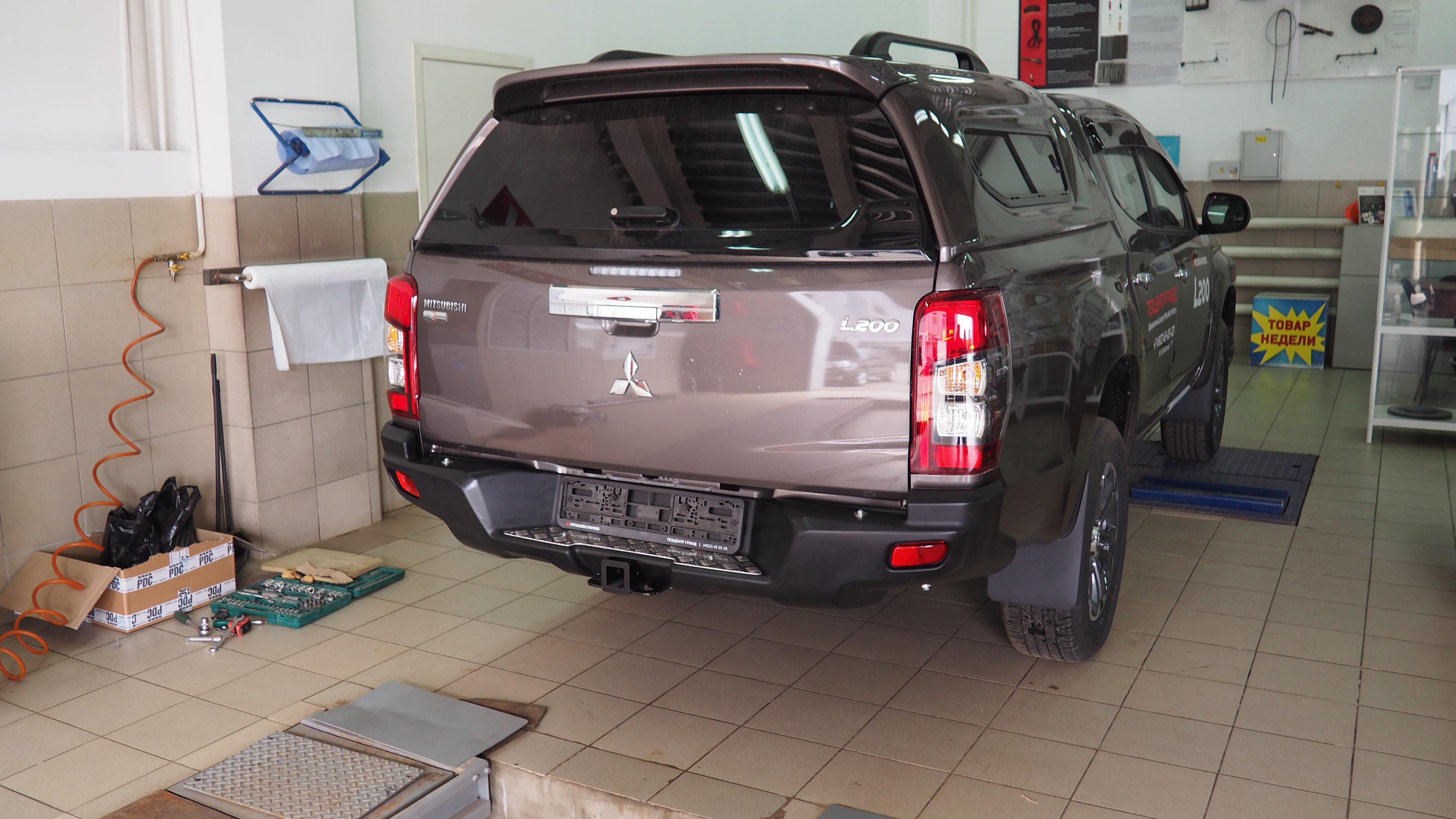 Mitsubishi / L200 2015-2024 / Бампер задний / Бампер задний усиленный (композитный) L200 после 2019