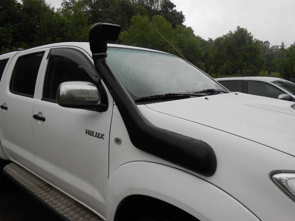 Шноркель - Toyota Hilux 2011-2015 - Шноркель - 