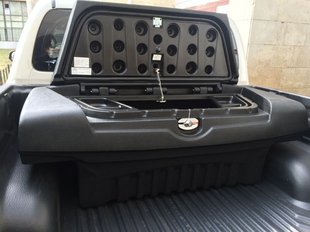 Toyota Hilux / Ящик в кузов / Ящик в кузов Concorde EXTRA V