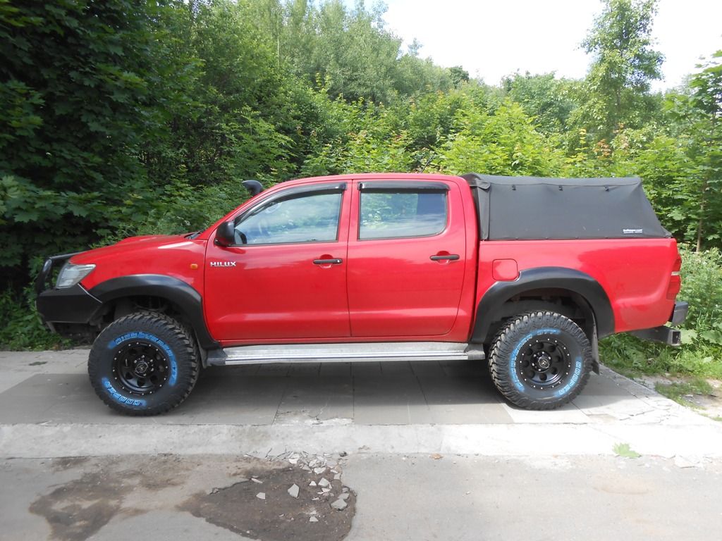 Расширители колесных арок - Toyota Hilux 2011-2015 - Расширители колесных арок - 