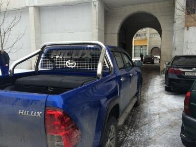 Дуга в кузов с защитой заднего стекла 76,1 мм. - Toyota Hilux 2015-2022 - Защитные дуги - 