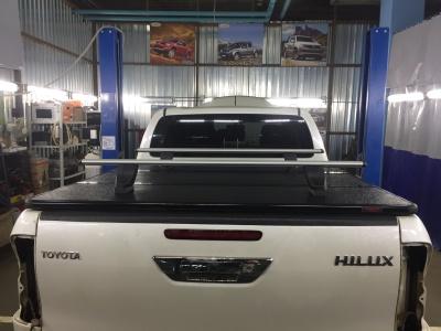 Крышка алюминиевая трехсекционная  Toyota Hilux 2015-2024