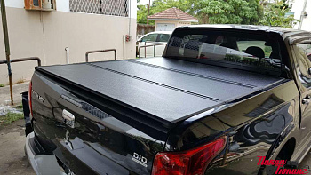 Mitsubishi / L200 2015-2024 / Крышки кузова / Крышка кузова 3х жесткая трехсекционная