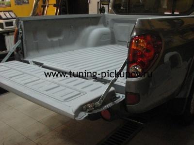 Обработка грузового отсека антигравием. - Mitsubishi L200 2006-2015 - Обработка грузового отсека  - 