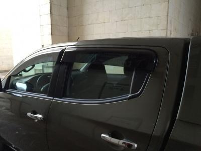 Дефлекторы боковых окон - Mitsubishi L200 2015-2024 - Дефлекторы - 