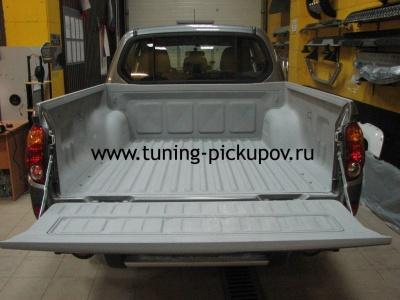 Обработка грузового отсека антигравием. - Mitsubishi L200 2006-2015 - Обработка грузового отсека  - 