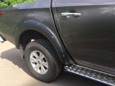 Расширители колесных арок OE-style - Mitsubishi L200 2015-2024 - Расширители колесных арок - 