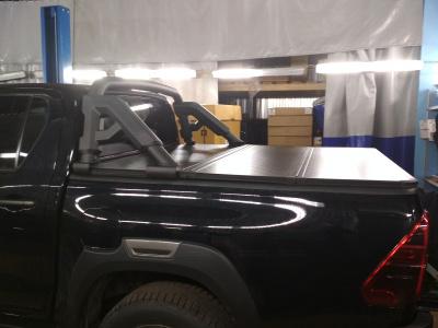Крышка алюминиевая трехсекционная  Toyota Hilux 2015-2024