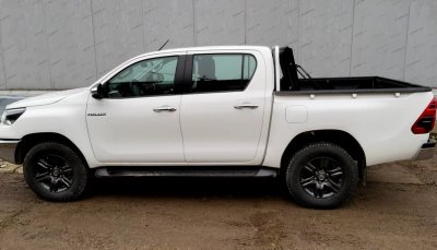Крышка 4-х секционная  (Арабская версия Hilux) Toyota Hilux 2015-2024