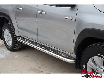 Toyota Hilux / Пороги / Пороги с площадкой (нерж. лист) 60 мм.