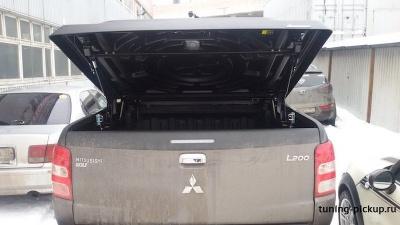 Крышка из АБС пластика (с электроприводом) - Mitsubishi L200 2015-2024 - Крышки кузова - 