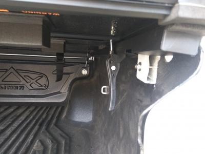 Крышка алюминиевая трехсекционная - Mitsubishi L200 2015-2024 - Крышки кузова - 