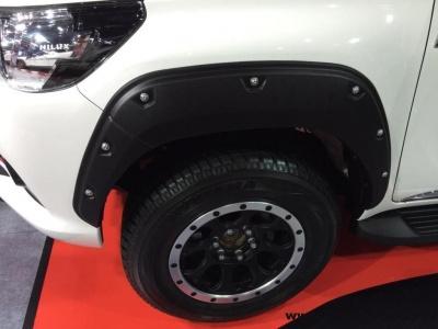 Расширители колесных арок - Toyota Hilux 2015-2023 - Расширители колесных арок - 