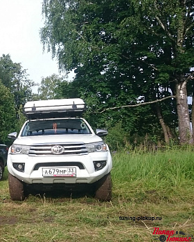 Toyota Hilux / Бампер передний / Бампер передний усилинный (КОМПОЗИТНЫЙ)