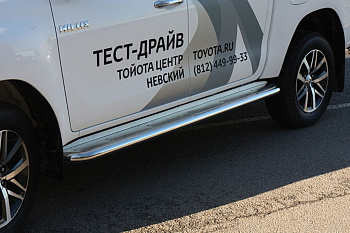 Toyota Hilux / Пороги / Пороги с листом d60