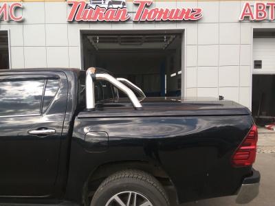 Крышка SPORTLID FOR TANGO с защитными дугами Toyota Hilux 2015-2024