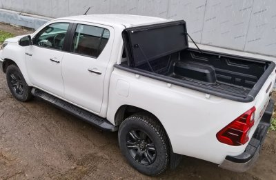 Крышка 4-х секционная  (Арабская версия Hilux) Toyota Hilux 2015-2024
