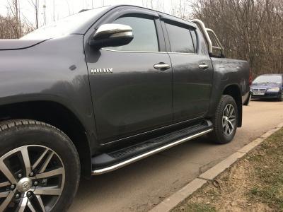 Защита оригинальных порогов 42,4 мм. Revo - Toyota Hilux 2015-2024 - Защита порогов - 