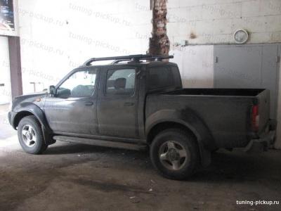 Рейлинги из алюминиевых труб Maxport Black - Nissan NP300 - Багажник - 