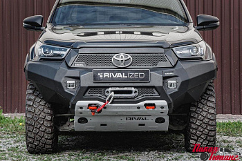 Toyota Hilux / Бампер передний / Бампер передний алюминиевый с 2021