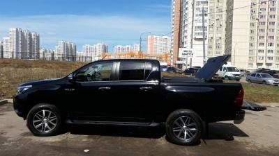 Крышка кузова DiamondBack SE Toyota Hilux 2015-2024