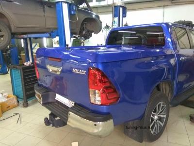 Крышка из AБС пластика (механическая) Toyota Hilux 2015-2024