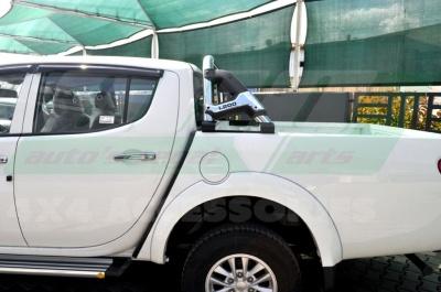 Защитная дуга в кузов Triton 76 мм с логотипом полированная нержавеющая сталь - Mitsubishi L200 2006-2015 - Защитные дуги  - 